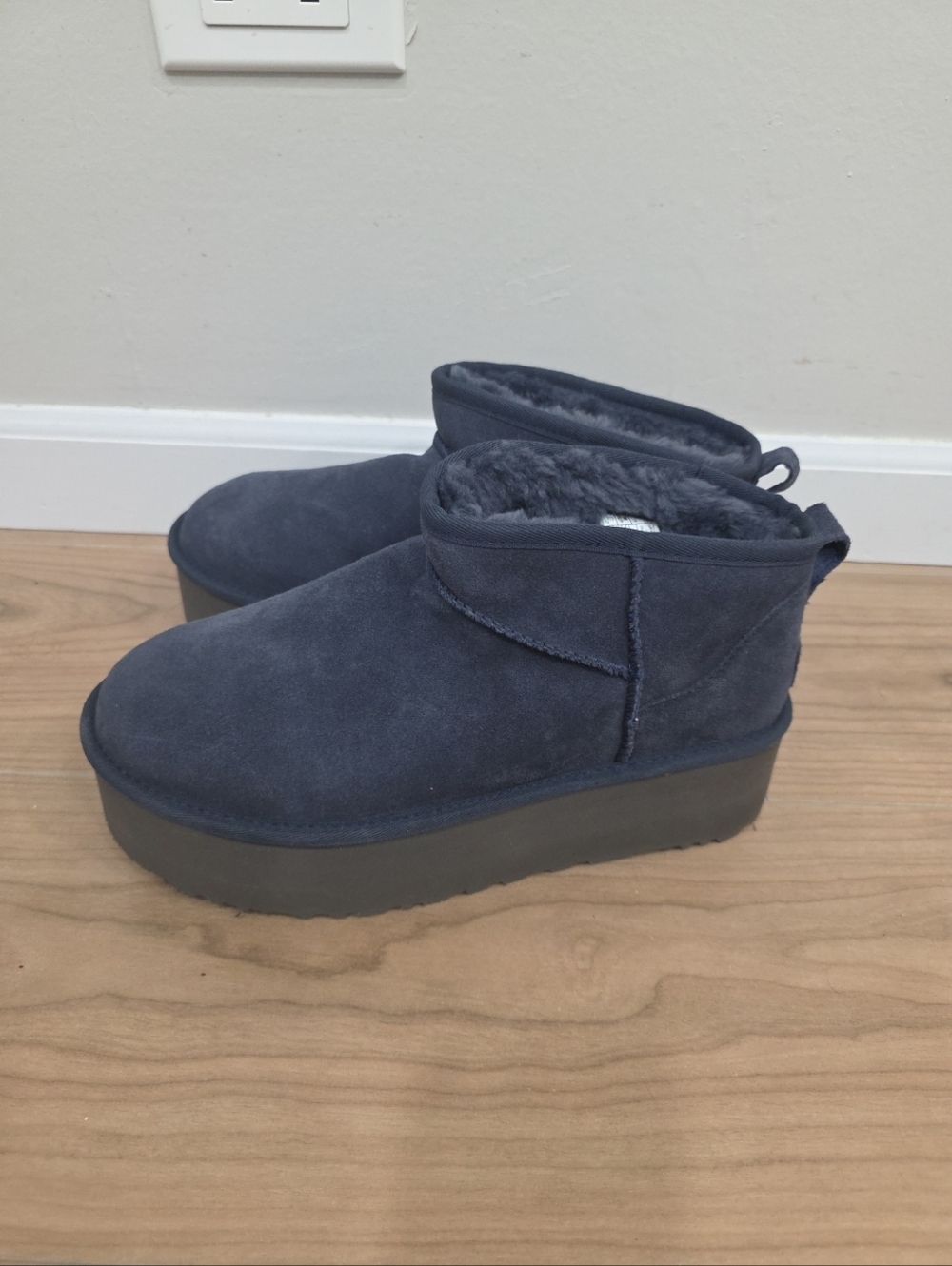 Ugg Ultra Mini Boot
